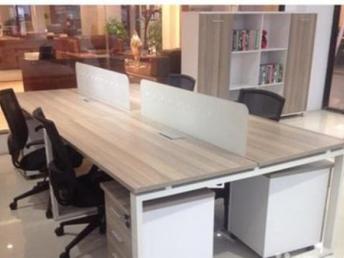 北京厂家直销 灵活高效的多人办公桌解决方案